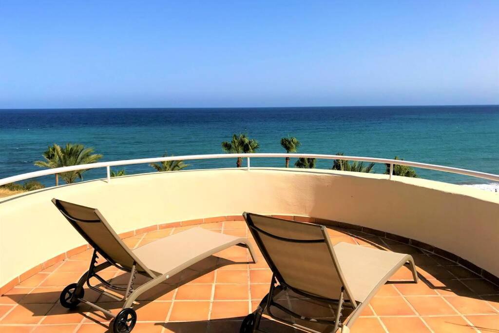 Penthouse Bermuda Beach 2 エステポナ エクステリア 写真