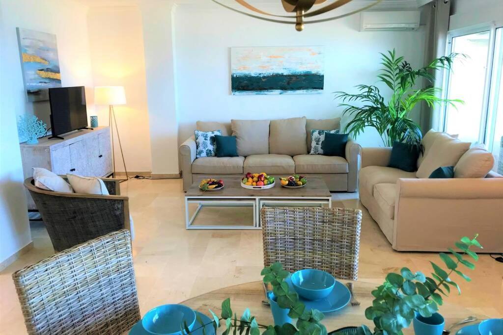 Penthouse Bermuda Beach 2 エステポナ エクステリア 写真