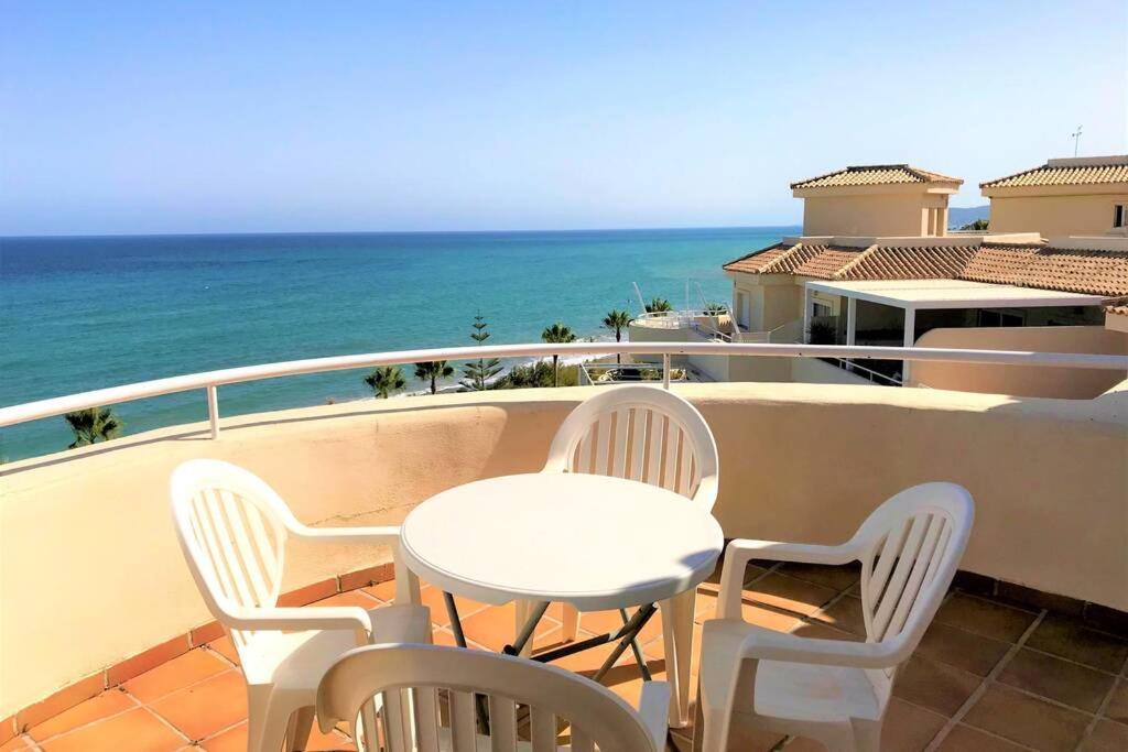 Penthouse Bermuda Beach 2 エステポナ エクステリア 写真